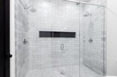 Elegant Shower Walls